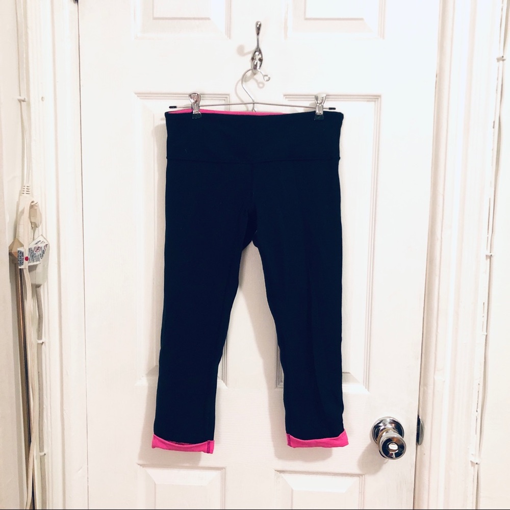 Lululemon capri leggings with cuffs size 6